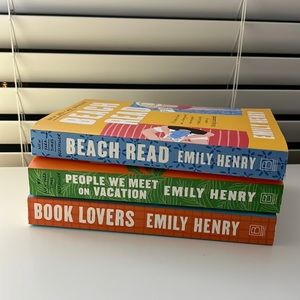 BRAND NEW Beach Read, Book Lovers, and People We Meet on Vacation by Emily Henry